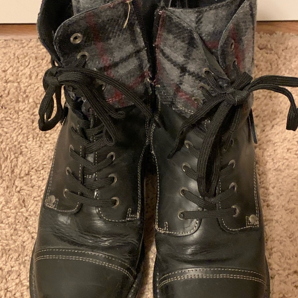 Taos Crave Black Leather Ankle Boots with Plaid Detail - Picture 5 of 7